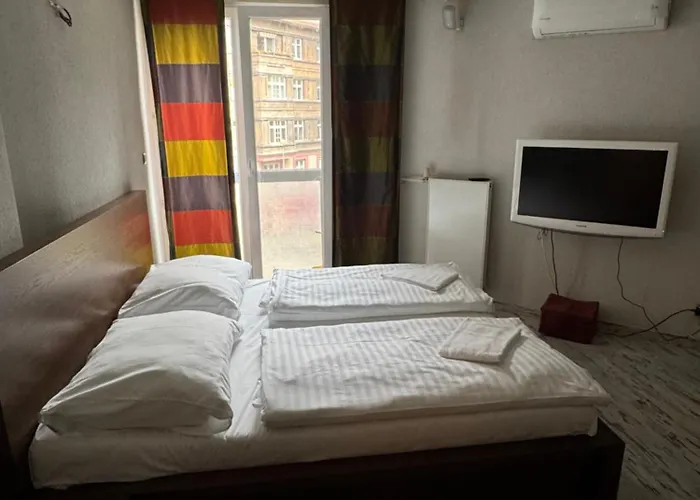 No Taxi Needed With Parking Apartmán Bratislava